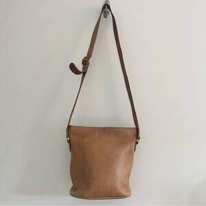Vintage Coach Limited Edition Brown Leather Bucket Bag Crozzbody Zip Nubuc Purse